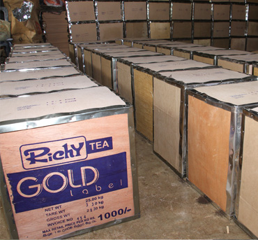 Ceylon Bulk Tea Exporter Dust 1 Richy Golden Wooden Box